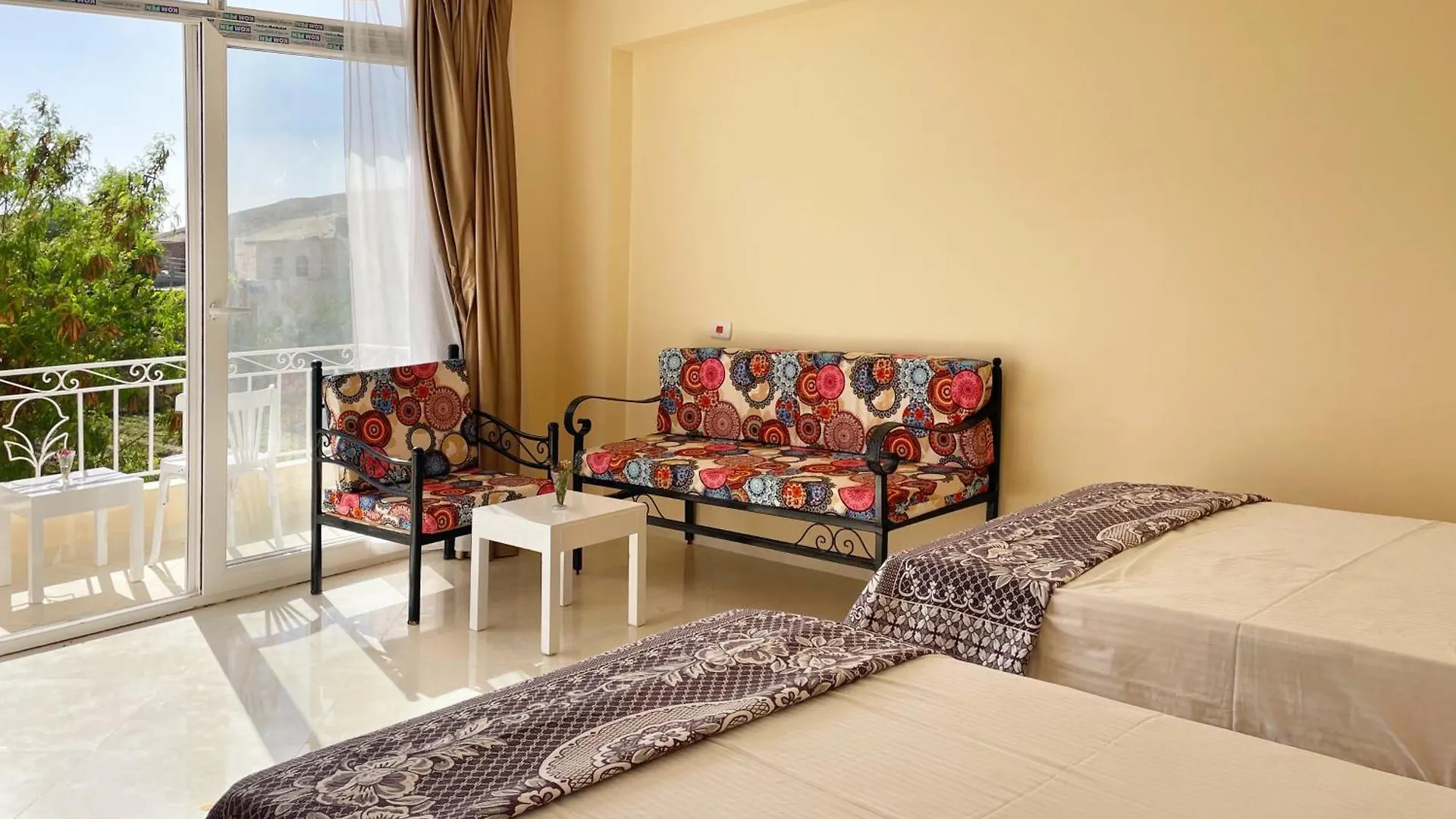 Karima House Hotel Luxor